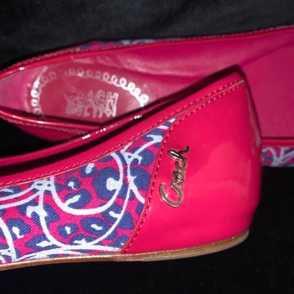Patent Leather Pink Coach Flats w/Fabric sides.8 - Picture 4 of 9